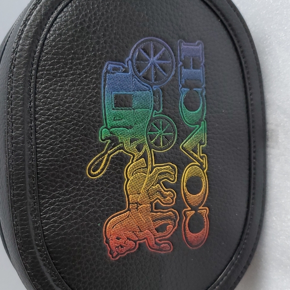 COACH Camera Bag With Horse And Carriage - Picture 9 of 11